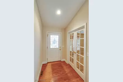 4046 Lindbergh Avenue NW, Canton, OH 44718 - Photo 3