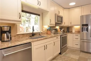 264 High Point Cir, Tallmadge, OH 44278 - Photo 9