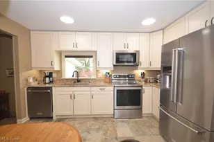 264 High Point Cir, Tallmadge, OH 44278 - Photo 13