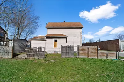 796 Sherman, Akron, OH 44311 - Photo 7