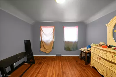 336 E 222nd Street, Euclid, OH 44123 - Photo 17