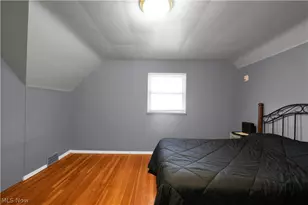 336 E 222nd St, Euclid, OH 44123 - Photo 15