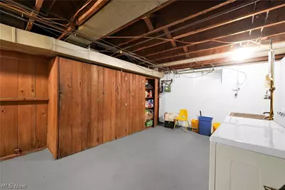 336 E 222nd Street, Euclid, OH 44123 - Photo 29