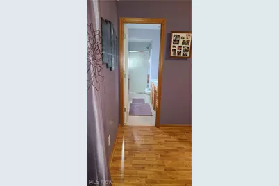 18040 Woodside N, Strongsville, OH 44149 - Photo 17