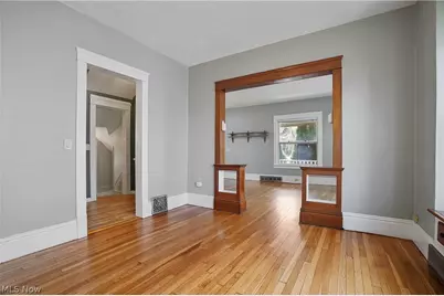 8805 Jeffries Avenue, Loveland, OH 44105 - Photo 9