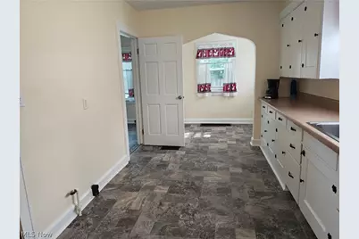 914 W 50th Street, Ashtabula, OH 44004 - Photo 21