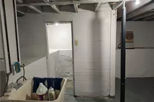 914 W 50th St, Ashtabula, OH 44004 - Photo 43