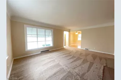 20511 Balfour Road, Warrensville Heights, OH 44122 - Photo 3