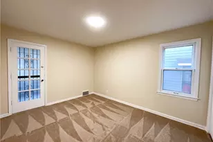 20511 Balfour Rd, Warrensville Heights, OH 44122 - Photo 13