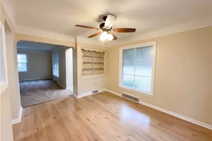 20511 Balfour Rd, Warrensville Heights, OH 44122 - Photo 11