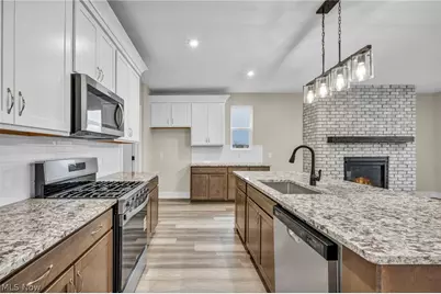 3630 Great Windsor Lane, Green, OH 44685 - Photo 11