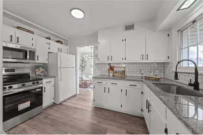 333 17th Street NW, Barberton, OH 44203 - Photo 17