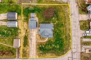 333 17th St NW, Barberton, OH 44203 - Photo 5