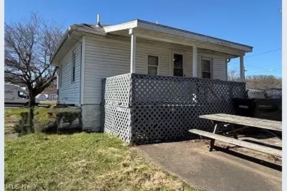 1351 W Main Street, Zanesville, OH 43701 - Photo 3