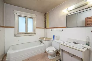 62 N Balch St, Akron, OH 44303 - Photo 21