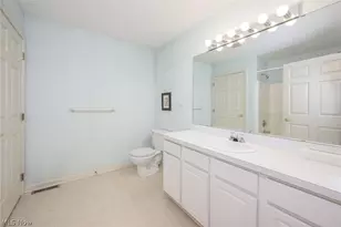 2036 Jennifer St, Akron, OH 44313 - Photo 17