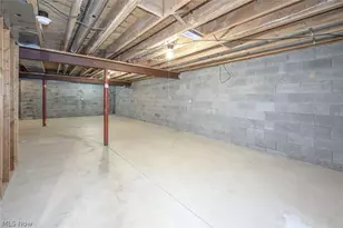 2036 Jennifer St, Akron, OH 44313 - Photo 29