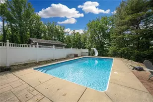 1420 Trails End Dr, New Franklin, OH 44216 - Photo 5