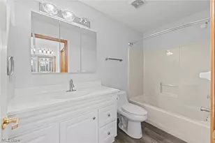 30370 Sugar Sand Ln, North Olmsted, OH 44070 - Photo 21