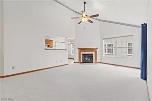 30370 Sugar Sand Ln, North Olmsted, OH 44070 - Photo 9