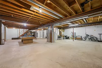 528 E Howe Road, Tallmadge, OH 44278 - Photo 5