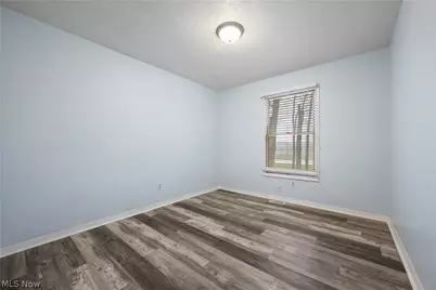 528 E Howe Road, Tallmadge, OH 44278 - Photo 25