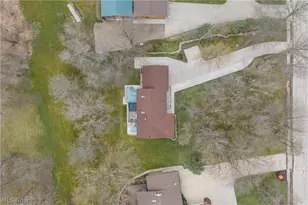 528 E Howe Rd, Tallmadge, OH 44278 - Photo 33