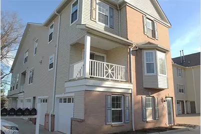 636 Tollis Parkway, Grandview Heights, OH 44147 - Photo 1