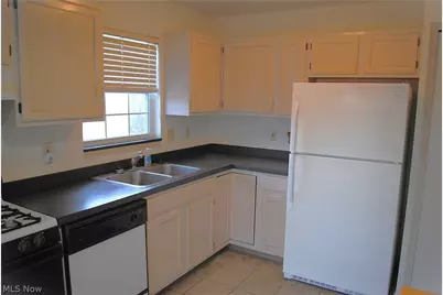 636 Tollis Parkway, Grandview Heights, OH 44147 - Photo 9