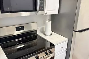 2305 Stoney Run Trail, Grandview Heights, OH 44147 - Photo 7