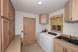 9083 Woodcrest Dr, Brecksville, OH 44141 - Photo 11