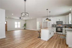 8421 Wadsworth Rd, Wadsworth, OH 44281 - Photo 13