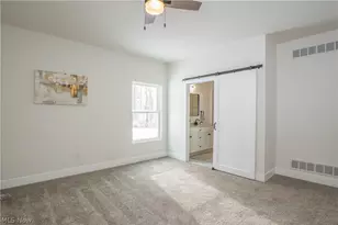 8421 Wadsworth Rd, Wadsworth, OH 44281 - Photo 15