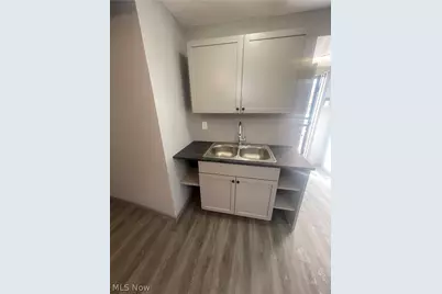 12007 Beulah Avenue #up, Loveland, OH 44106 - Photo 3