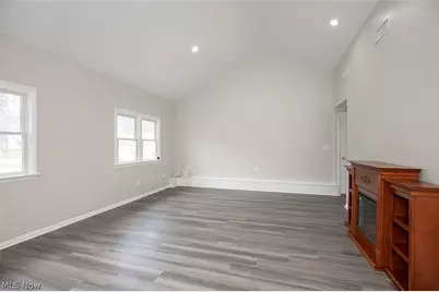 7520 W Wallings Road, North Royalton, OH 44133 - Photo 35