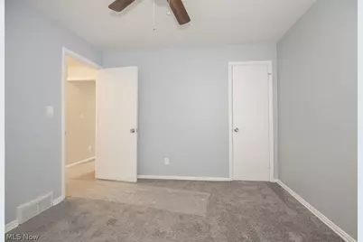 7520 W Wallings Road, North Royalton, OH 44133 - Photo 13