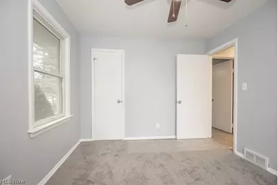 7520 W Wallings Road, North Royalton, OH 44133 - Photo 15