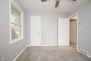 7520 W Wallings Rd, North Royalton, OH 44133 - Photo 15