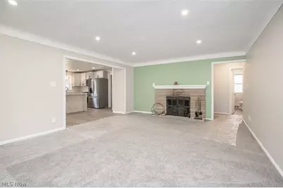 7520 W Wallings Road, North Royalton, OH 44133 - Photo 9