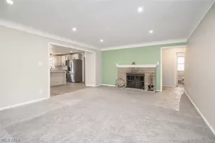 7520 W Wallings Rd, North Royalton, OH 44133 - Photo 9