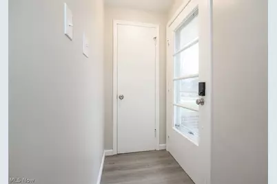 7520 W Wallings Road, North Royalton, OH 44133 - Photo 5