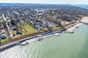 101 E 238th St, Euclid, OH 44123 - Photo 3