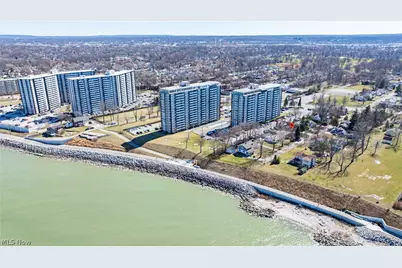 101 E 238th Street, Euclid, OH 44123 - Photo 25