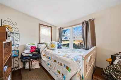 101 E 238th Street, Euclid, OH 44123 - Photo 17