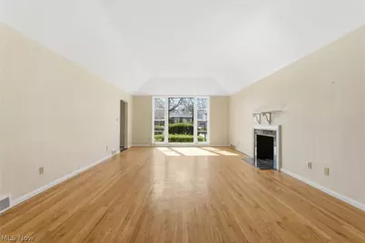 4391 Churchill, University Heights, OH 44118 - Photo 3