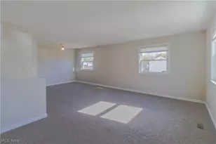 128 Orchard Dr, St Clairsville, OH 43950 - Photo 7