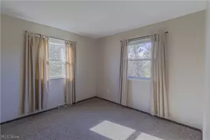 128 Orchard Dr, St Clairsville, OH 43950 - Photo 13