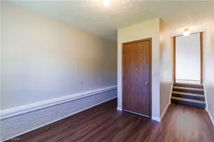 128 Orchard Dr, St Clairsville, OH 43950 - Photo 3