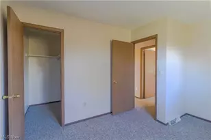 128 Orchard Dr, St Clairsville, OH 43950 - Photo 15