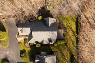 600 The Greens NE, Howland, OH 44484 - Photo 9